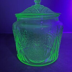 Vintage Hazel Atlas Royal Lace Green Uranium Glass Cookie Jar With Lid